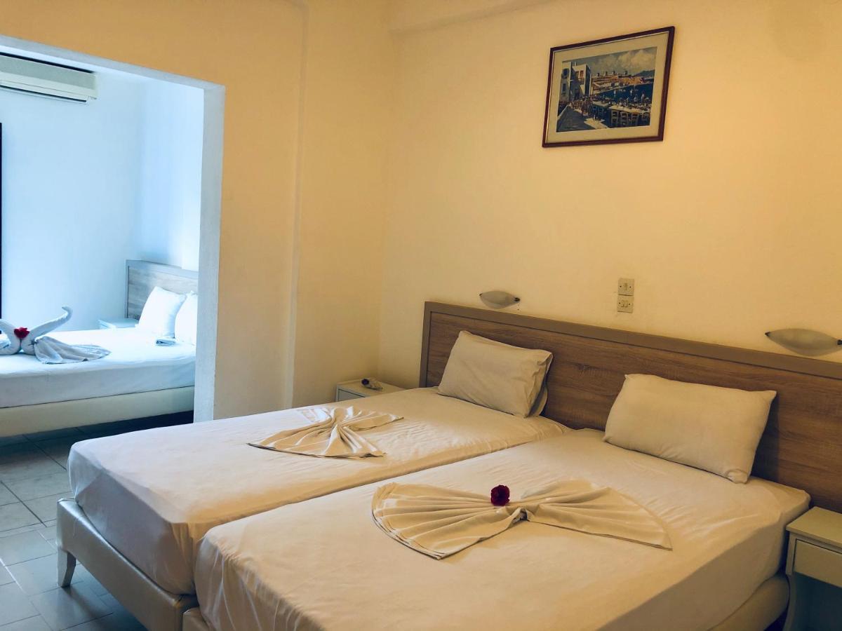 Flisvos Rooms Frangocastelo Екстер'єр фото
