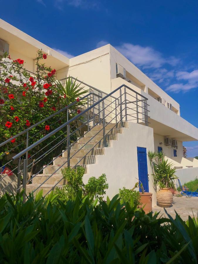 Flisvos Rooms Frangocastelo Екстер'єр фото